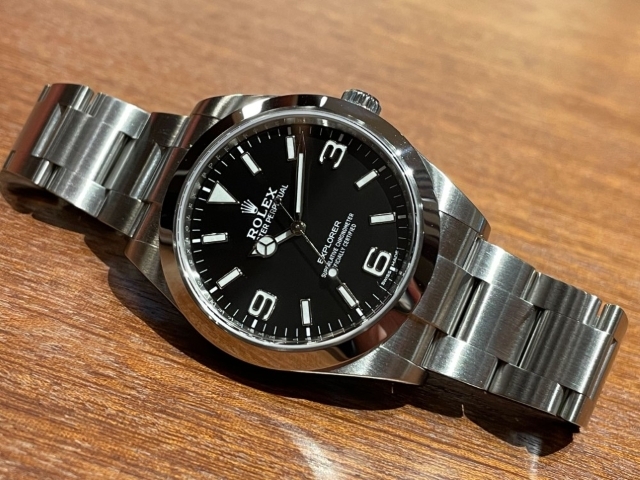 最終2020年製のRef.214270をご紹介