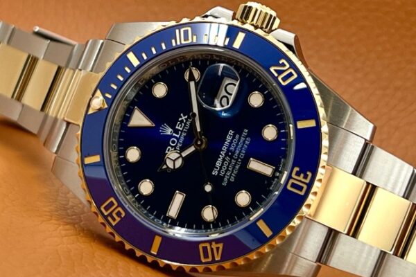 夏に着けたくなる爽やかなブルーカラー【Ref.126613LB】