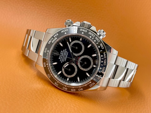 高年式のDAYTONA入荷しました！【Ref.126500LN】