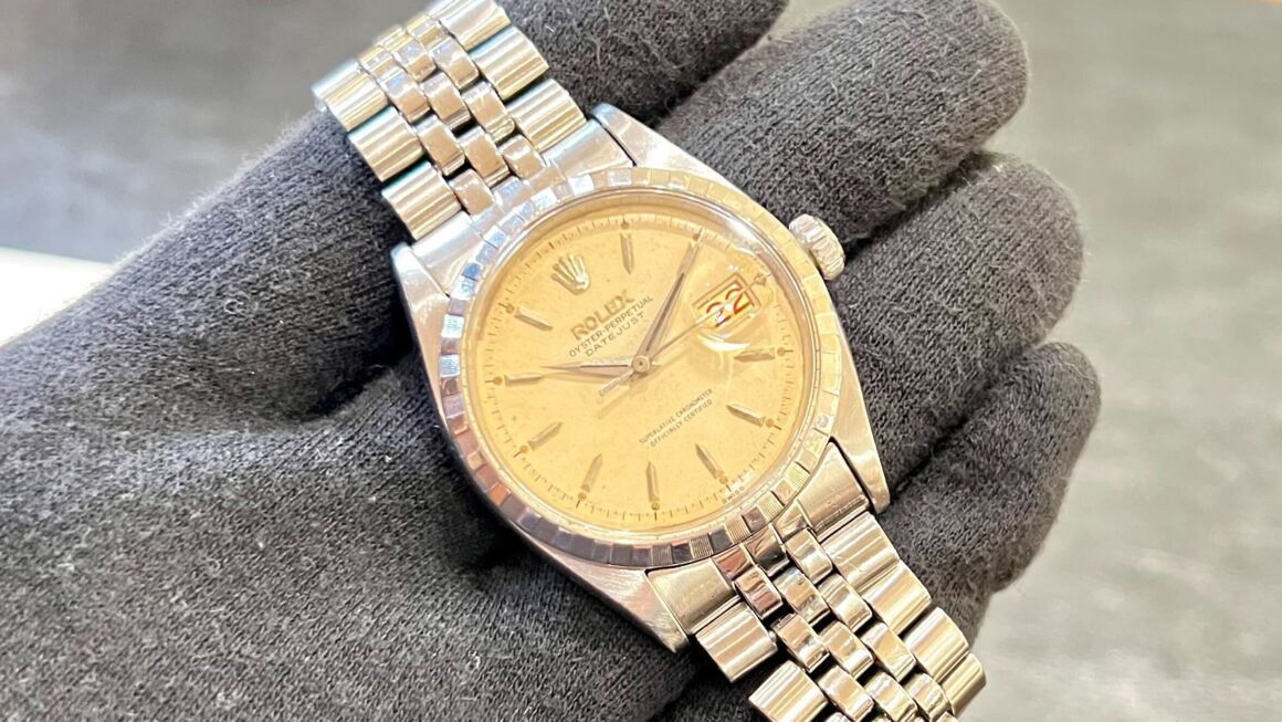 アルファではなくドルフィンです。