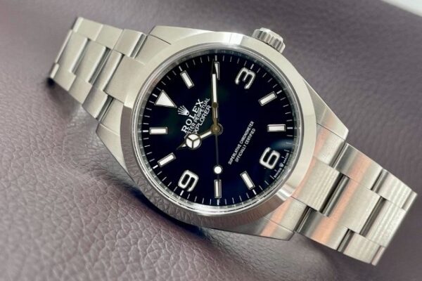 2025年製の高年式EXPLORER40入荷しました！【Ref.224270】