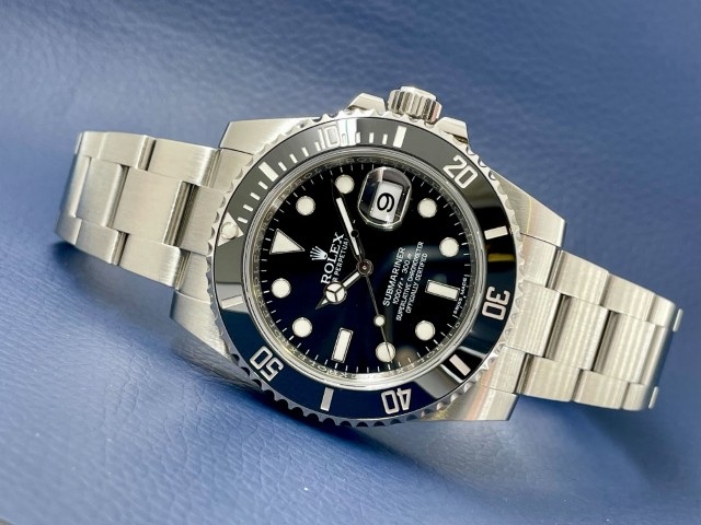 存在感の要は厚み