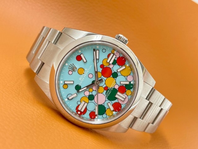 惜しくも廃盤となったセレブレーションモチーフ【Ref.124300】